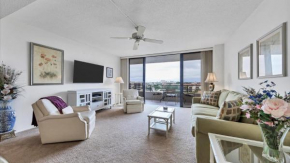 Anchorage Resort 6th Floor 2 bedroom Condo on Siesta Key 0889